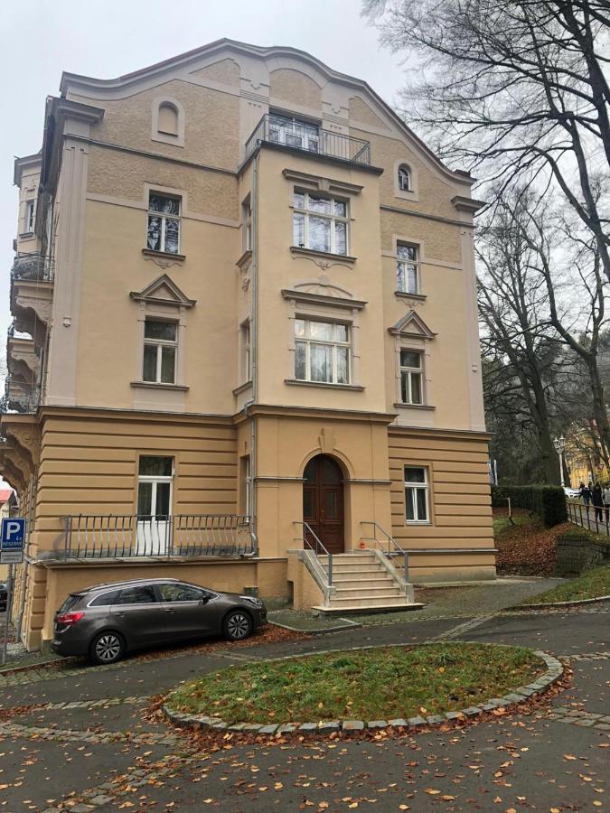 Dolce Vita Apartments Mariánské Lázně Exteriör bild